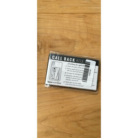 Damsel in defense | sticky wallet for your phone case - Picture 2 of 2